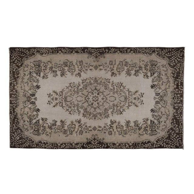 Vintage Turkish Rug 5'5'' x 9'2''