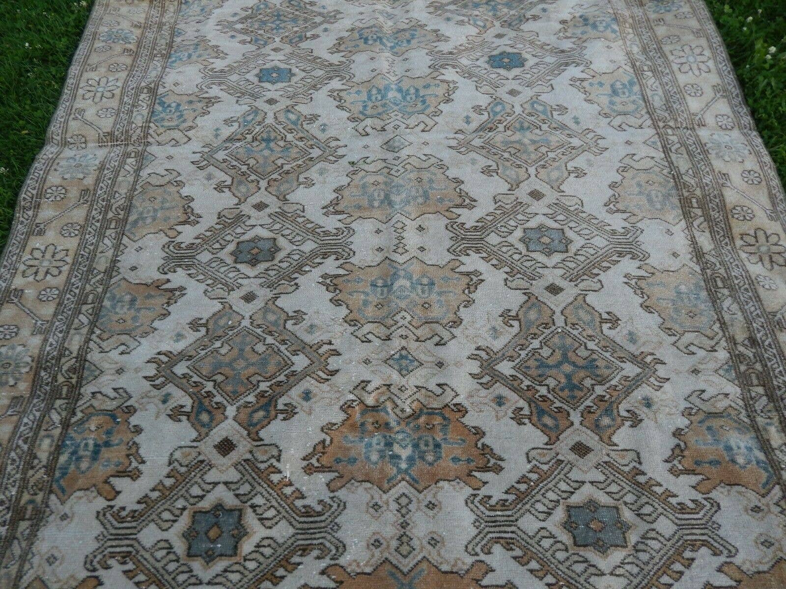 Vintage Turkish Rug 4'9'' x 8'10''