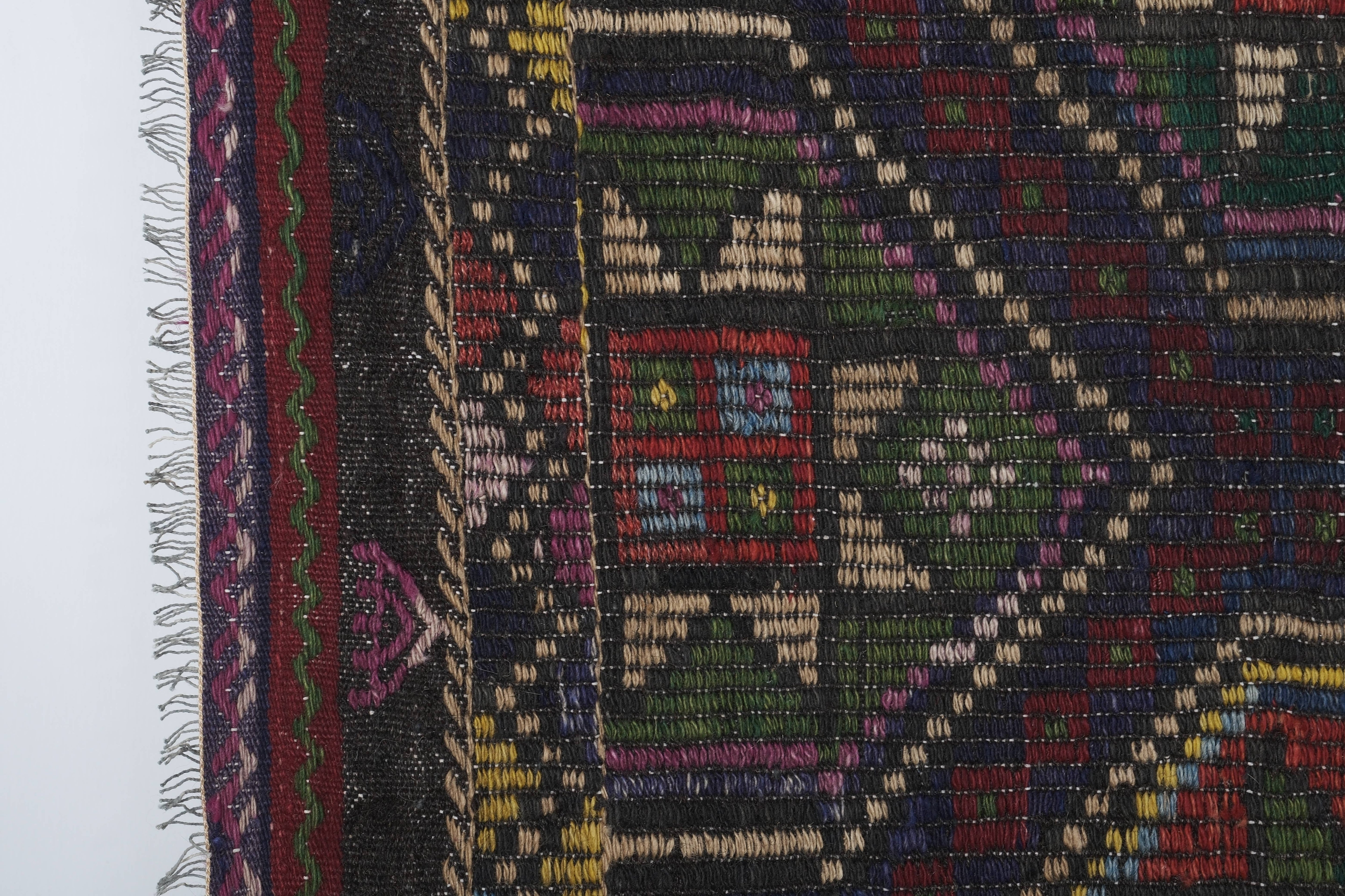 Vintage Turkish Kilim Rug 7'5'' x 9'6''