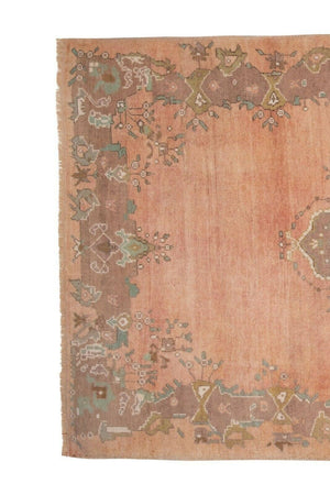 Vintage Turkish Karapinar Rug 5' x 9'8''