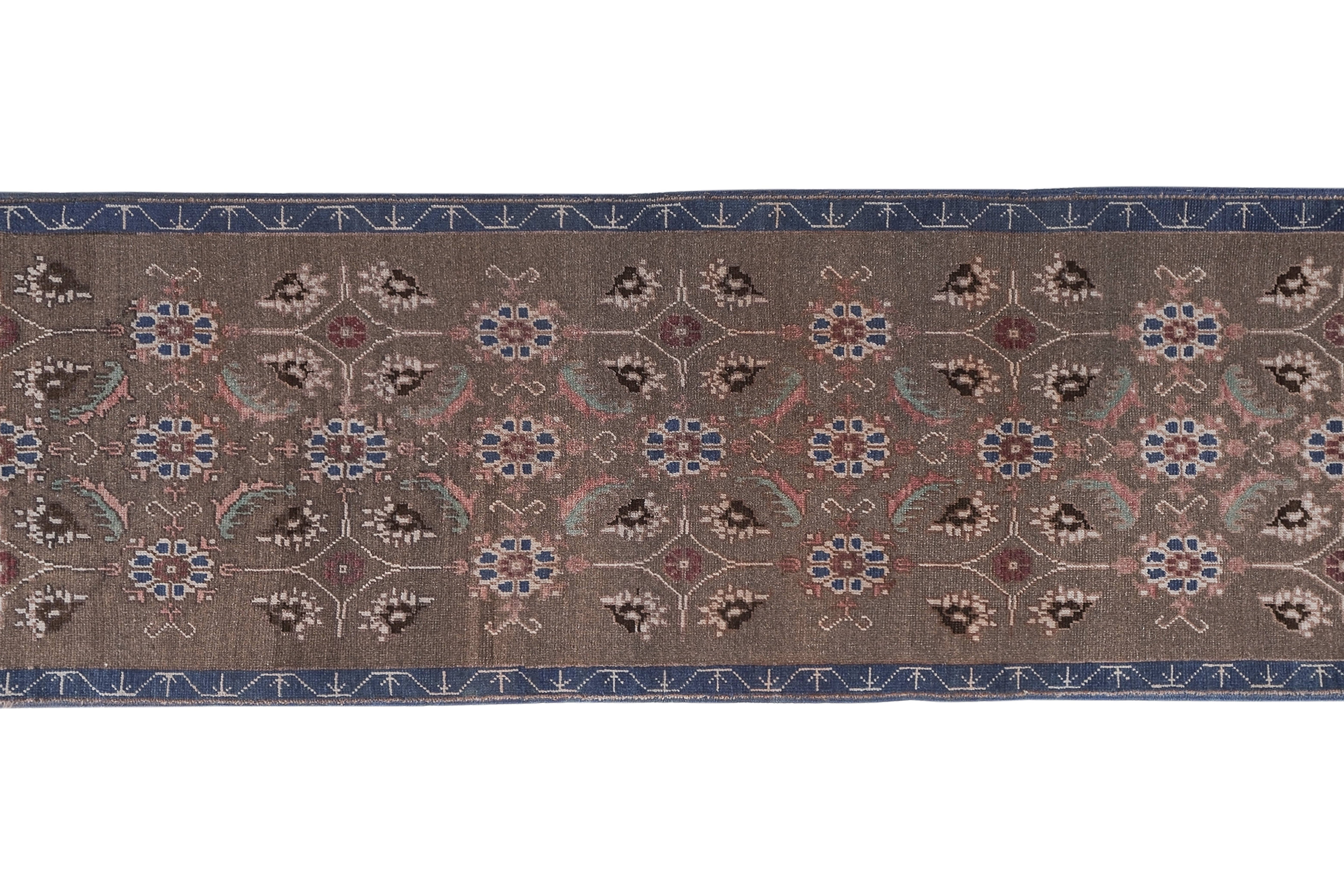Vintage Turkish Karapinar Rug 2'6'' x 7'5''
