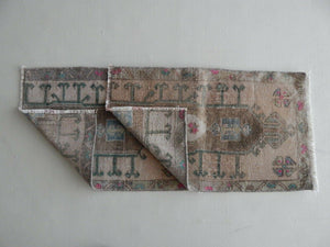 Vintage Oushak Yastik Rugs Set of 2 | 17'' x 24''