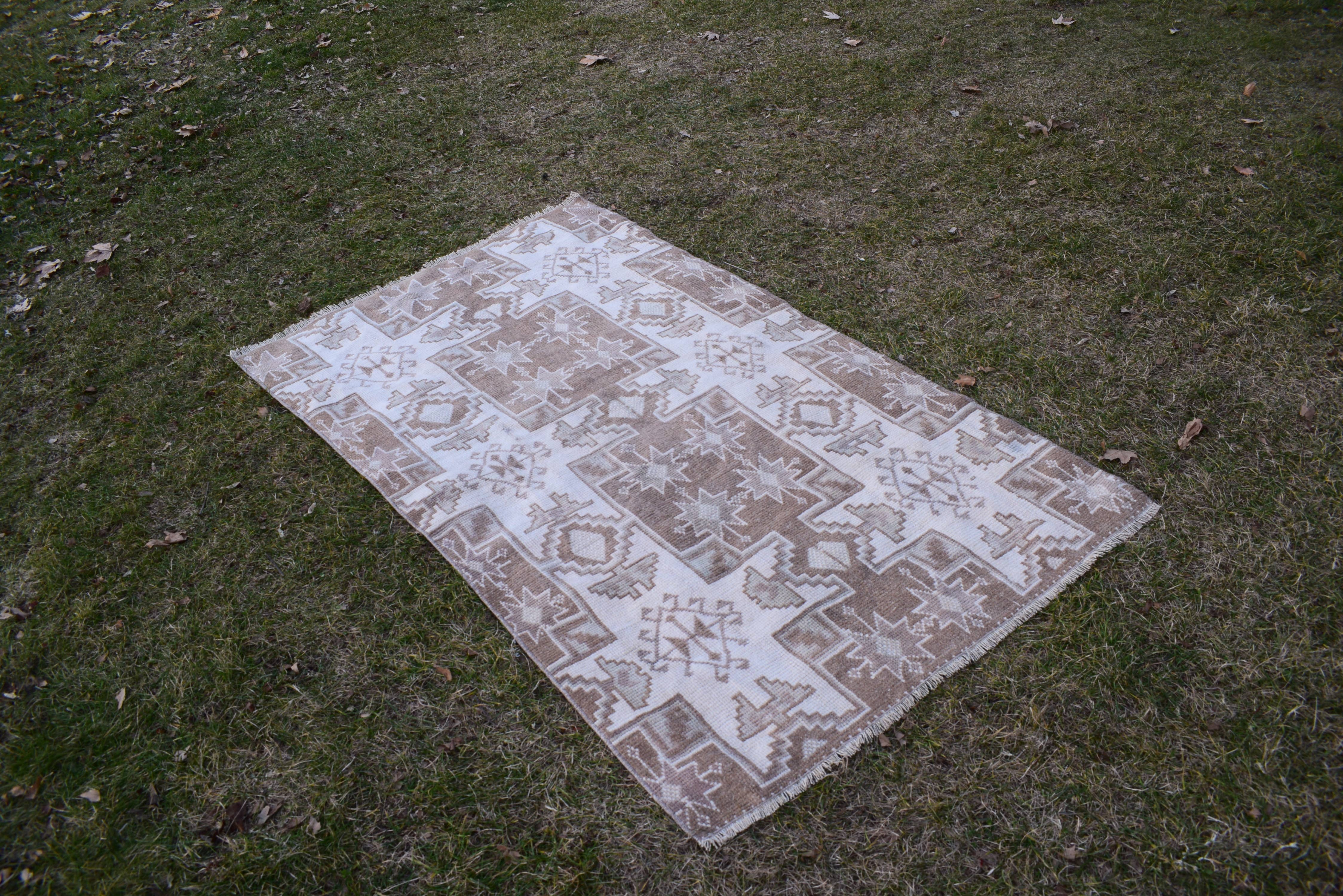 Vintage Oushak Rug 3'8'' x 6'3''