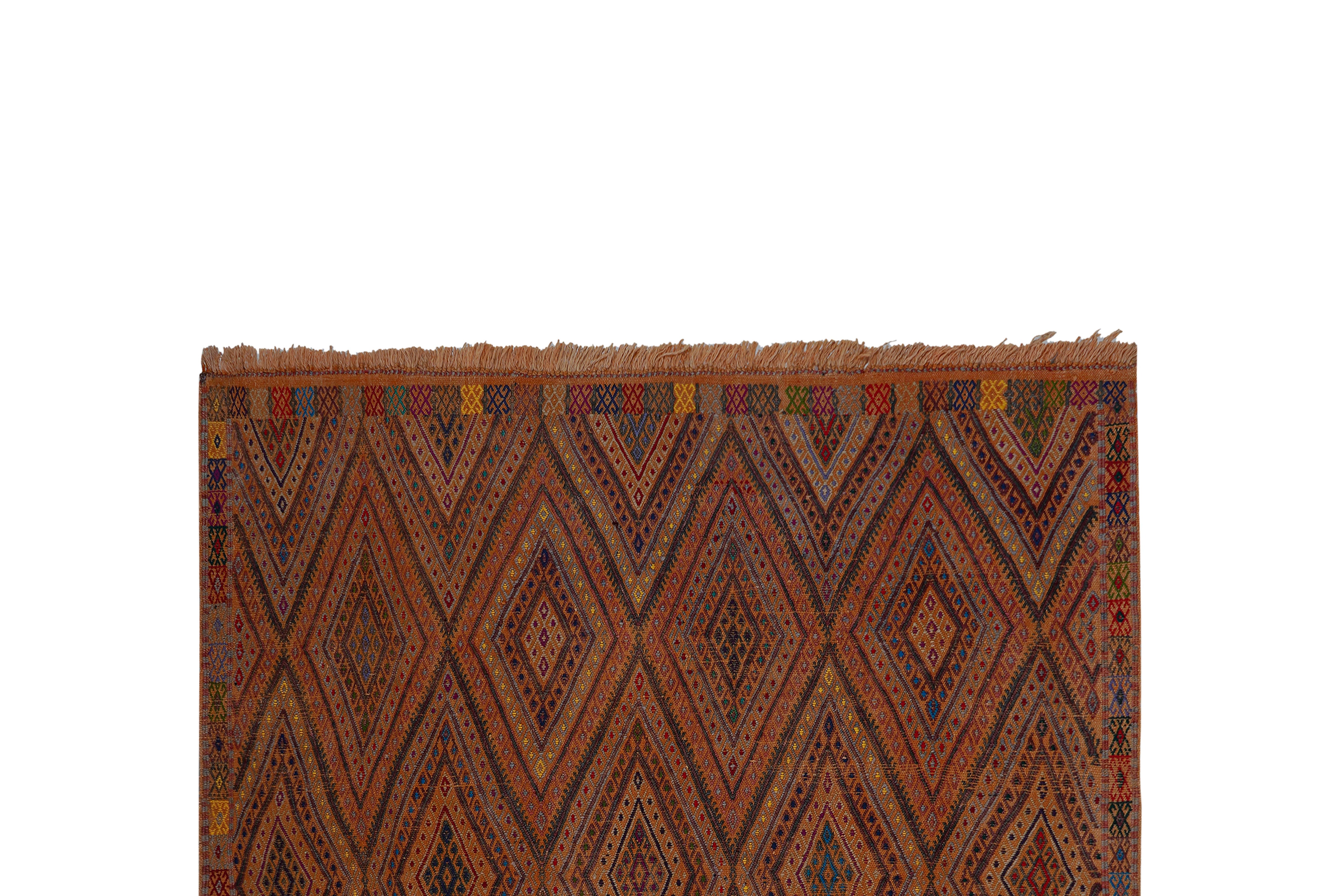 Vintage Turkish Kilim Rug 5'4'' x 7'7''