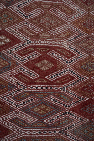 Vintage Kilim Rug 5'9'' x 8'