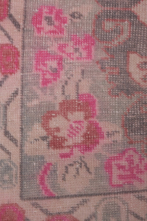 Vintage Turkish Rug 3'11'' x 7'7''