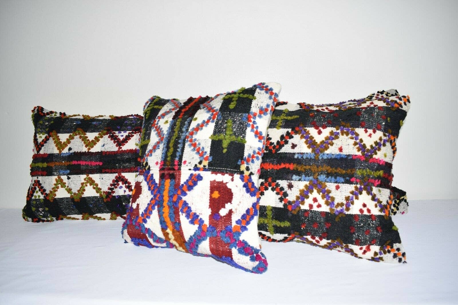 Kilim Pillow Cover | 16'' x 16''