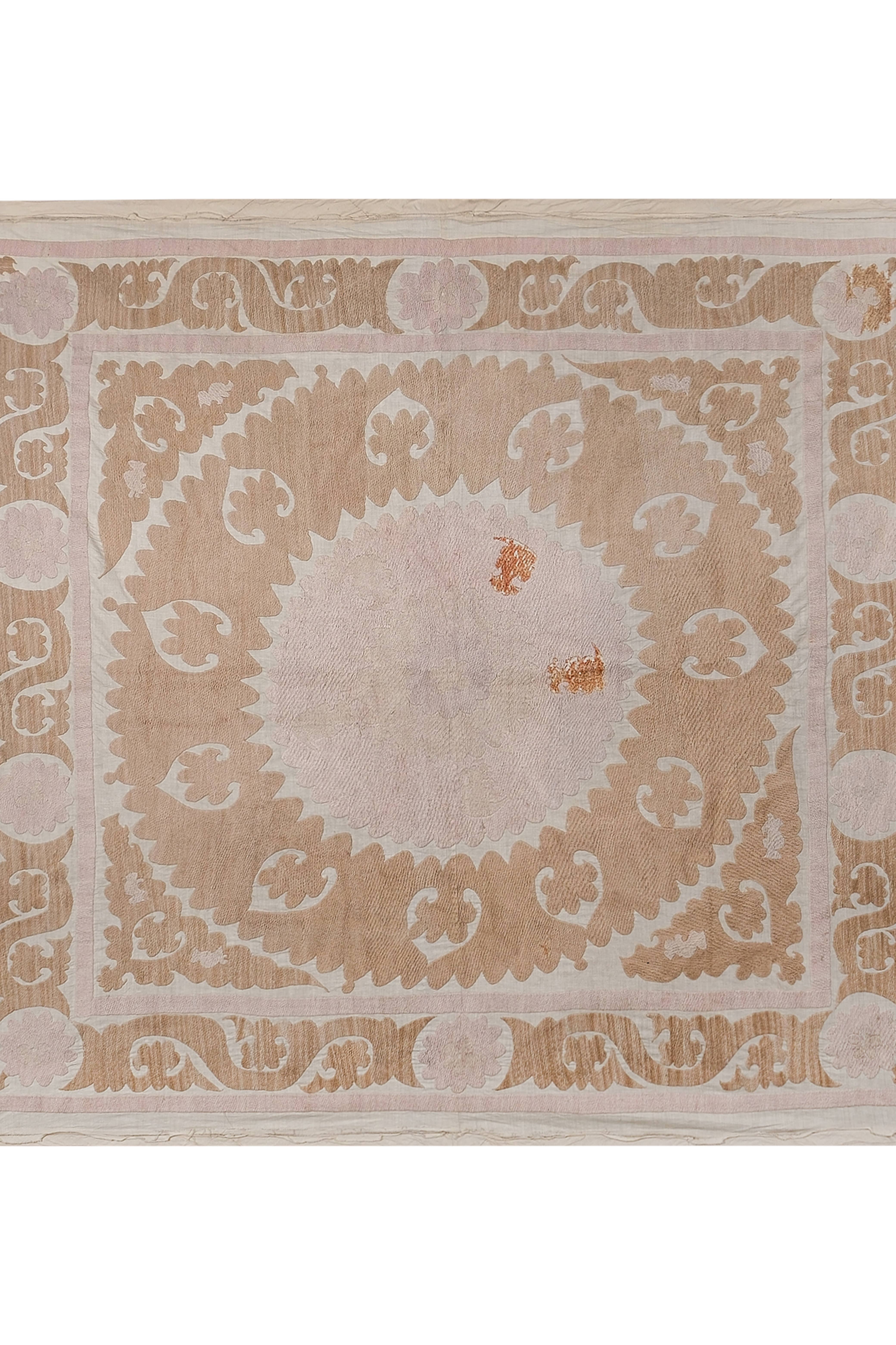 Suzani Wall Hanging & Bedspread | 4'10'' x 5'5''