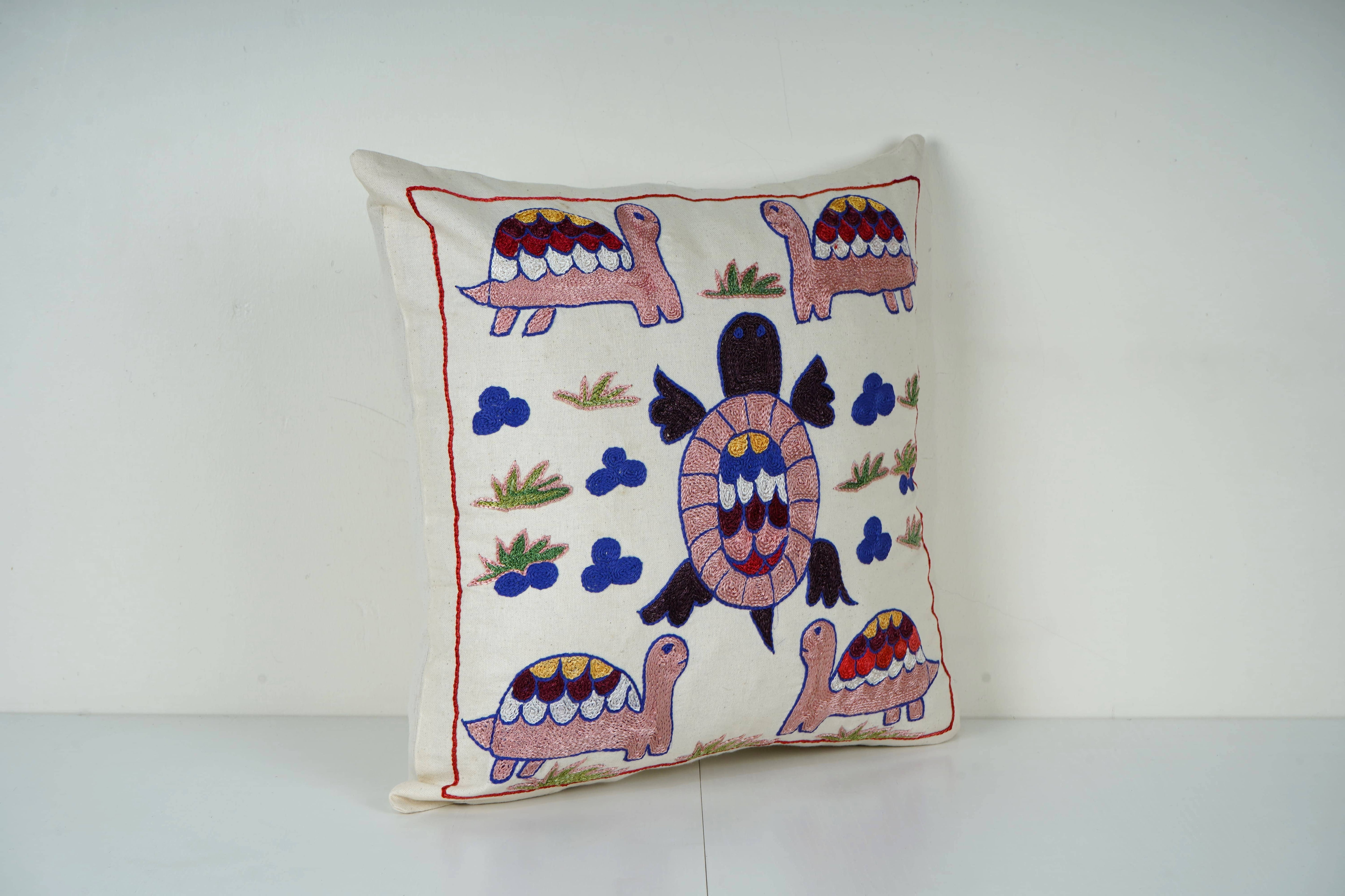 Turtle Suzani Pillow Cover | 18'' x 18''