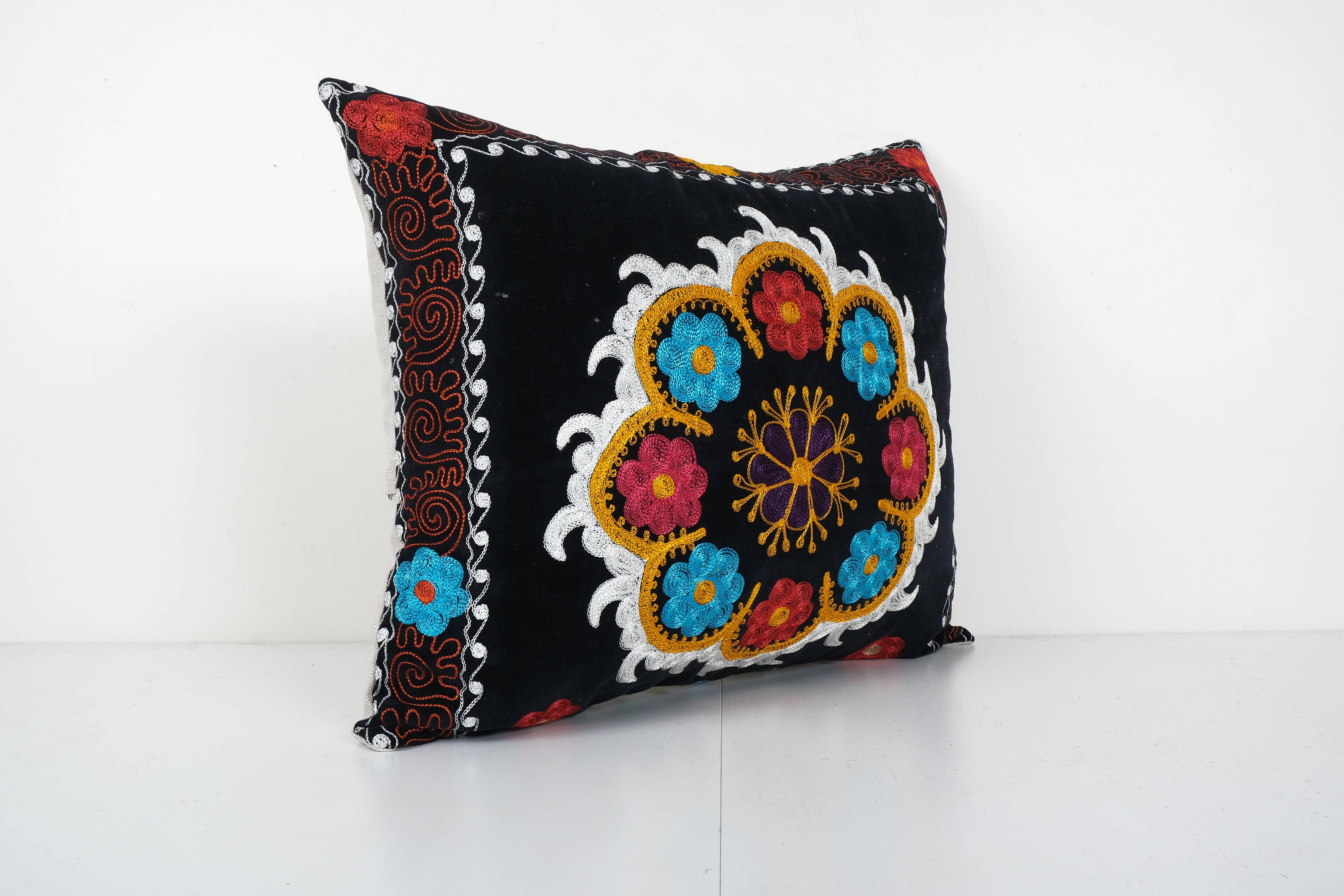 Suzani Pillow Cover | 20'' x 26''