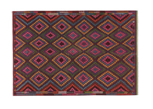 Vintage Turkish Kilim Rug 5'8'' x 8'8''