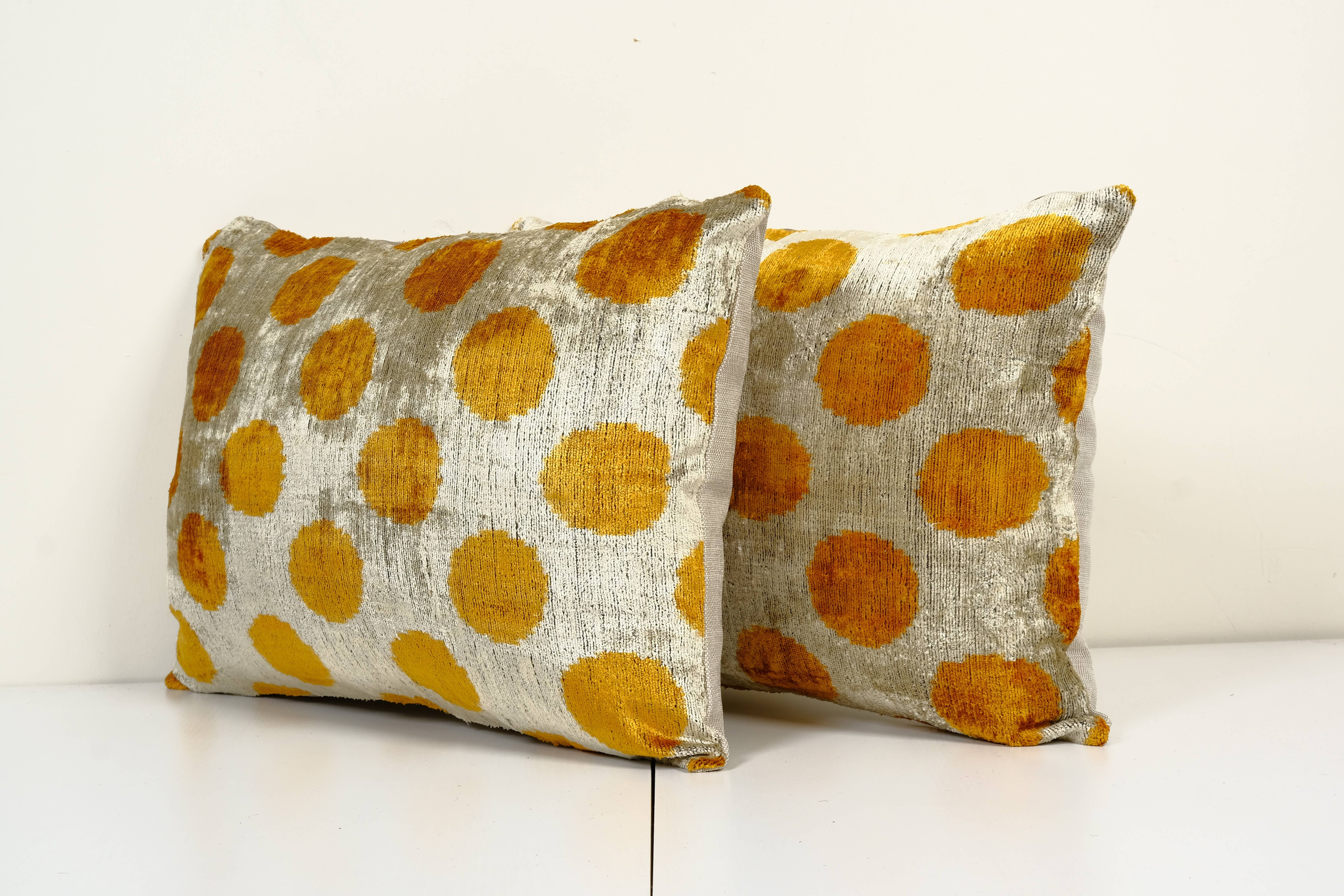 Silk Ikat Velvet Pillow Cover Set of 2 | 16'' x 24''