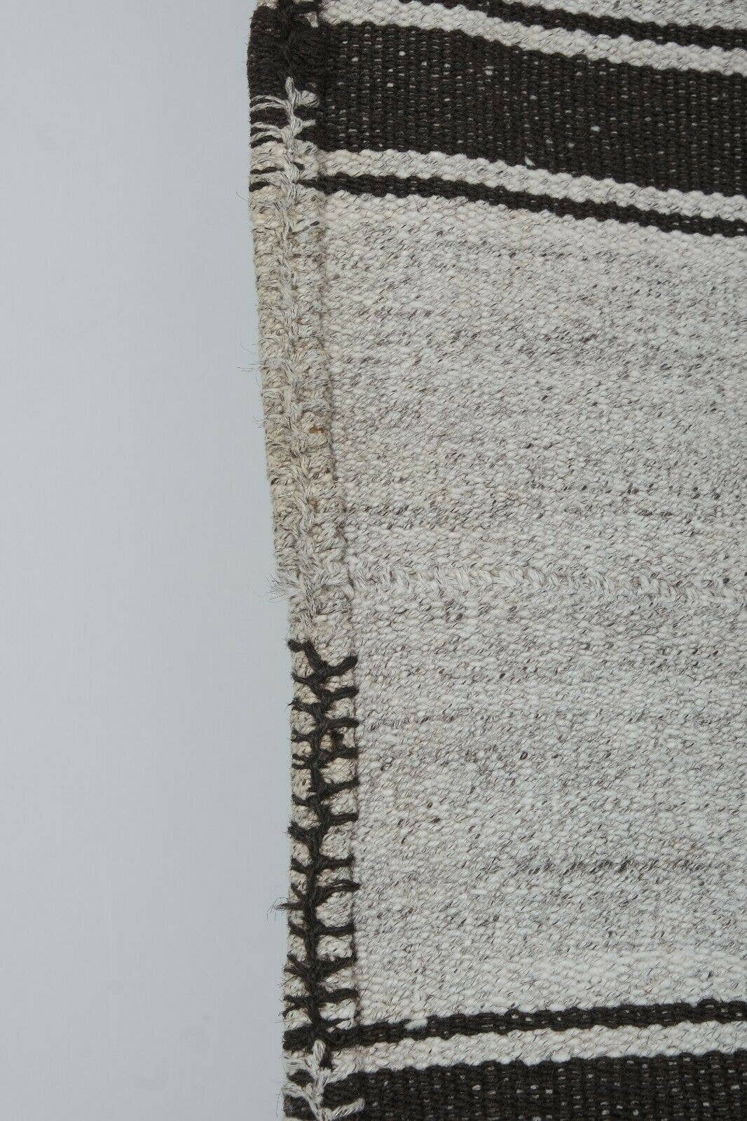 Vintage Kilim Rug 5' x 6'11''