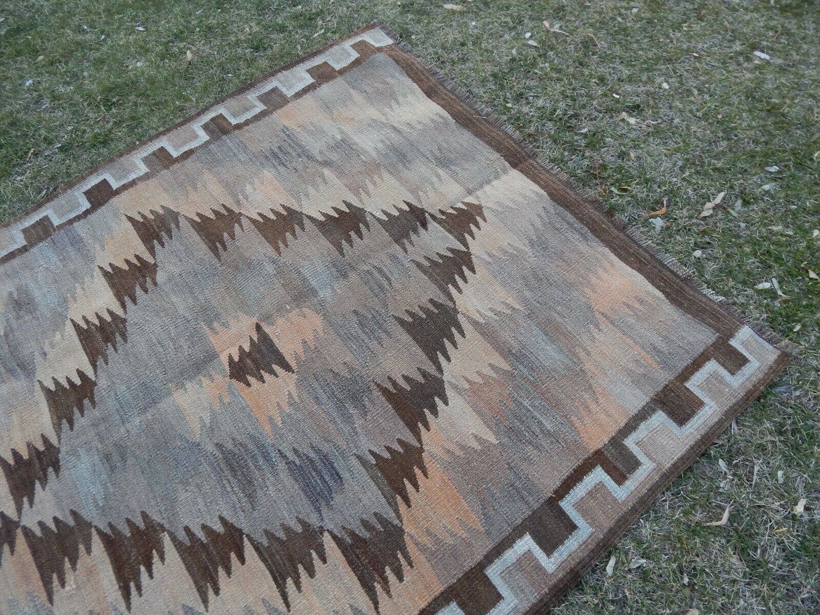 Vintage Turkish Kilim Rug 4'8'' x 9'4''