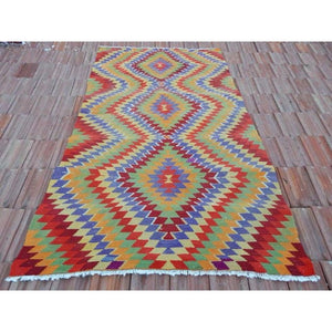 Vintage Turkish Kilim Rug 5'4'' x 9'4''