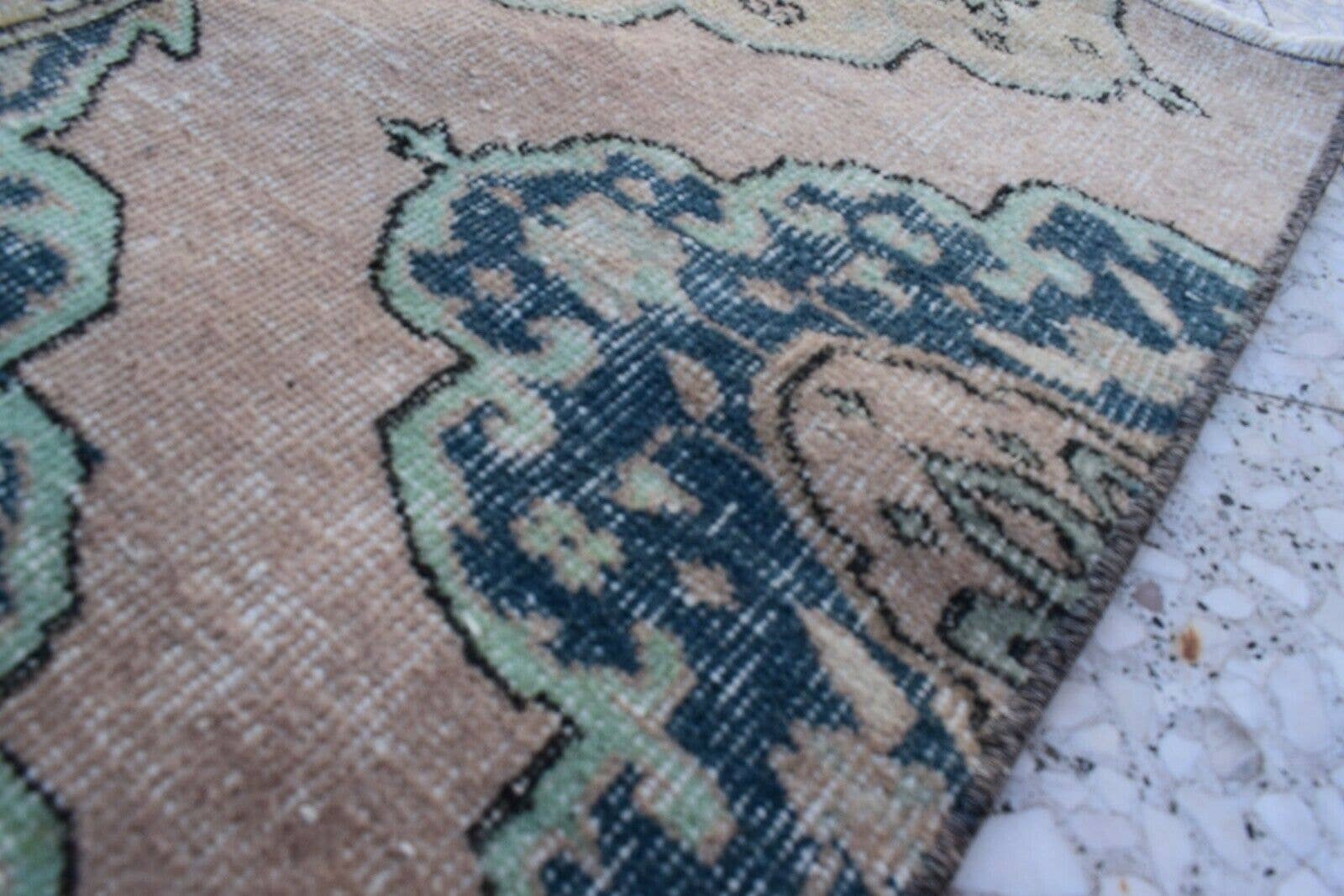 Vintage Turkish Rug 24'' x 34''