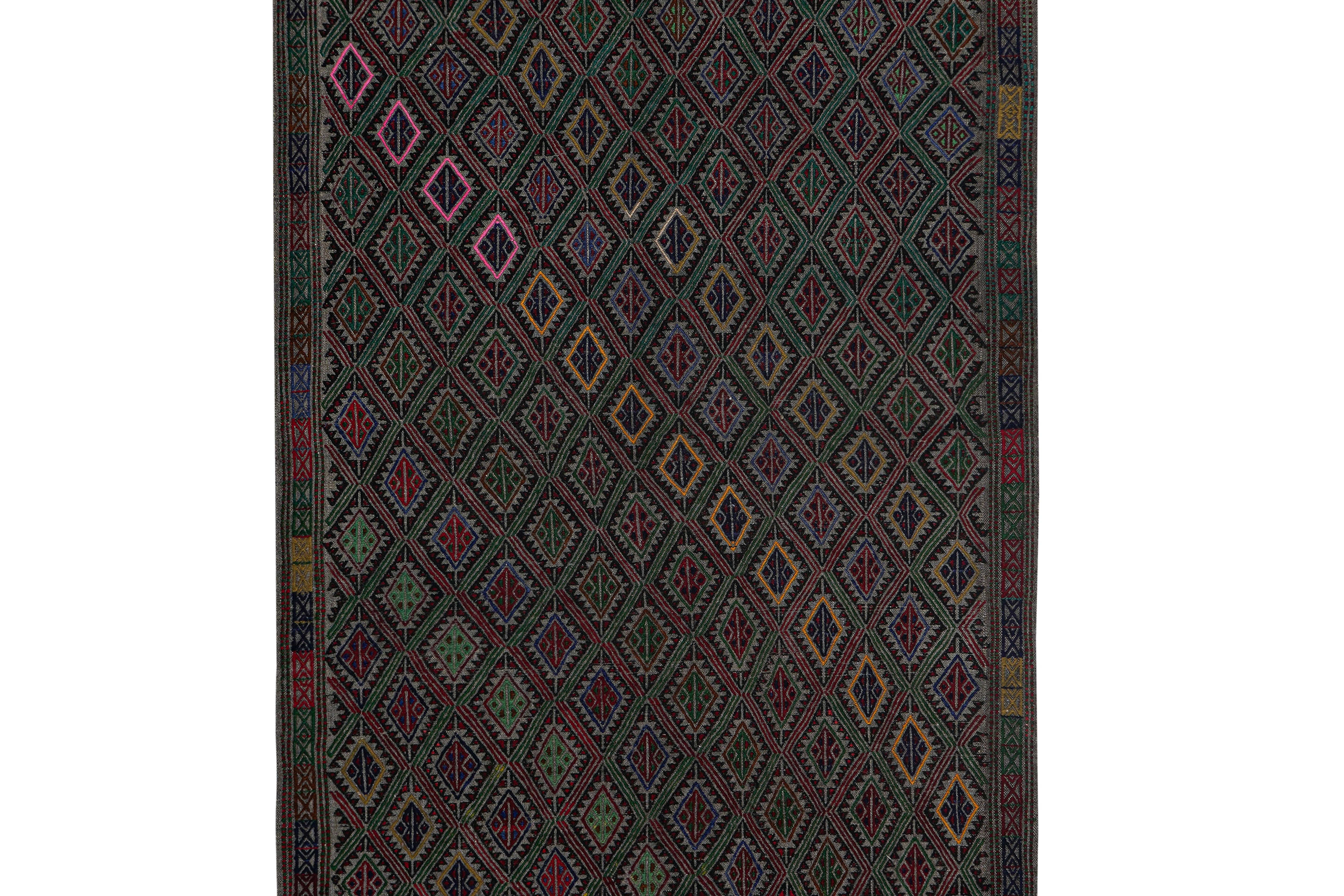 Vintage Turkish Kilim Rug 3'9'' x 6'2''
