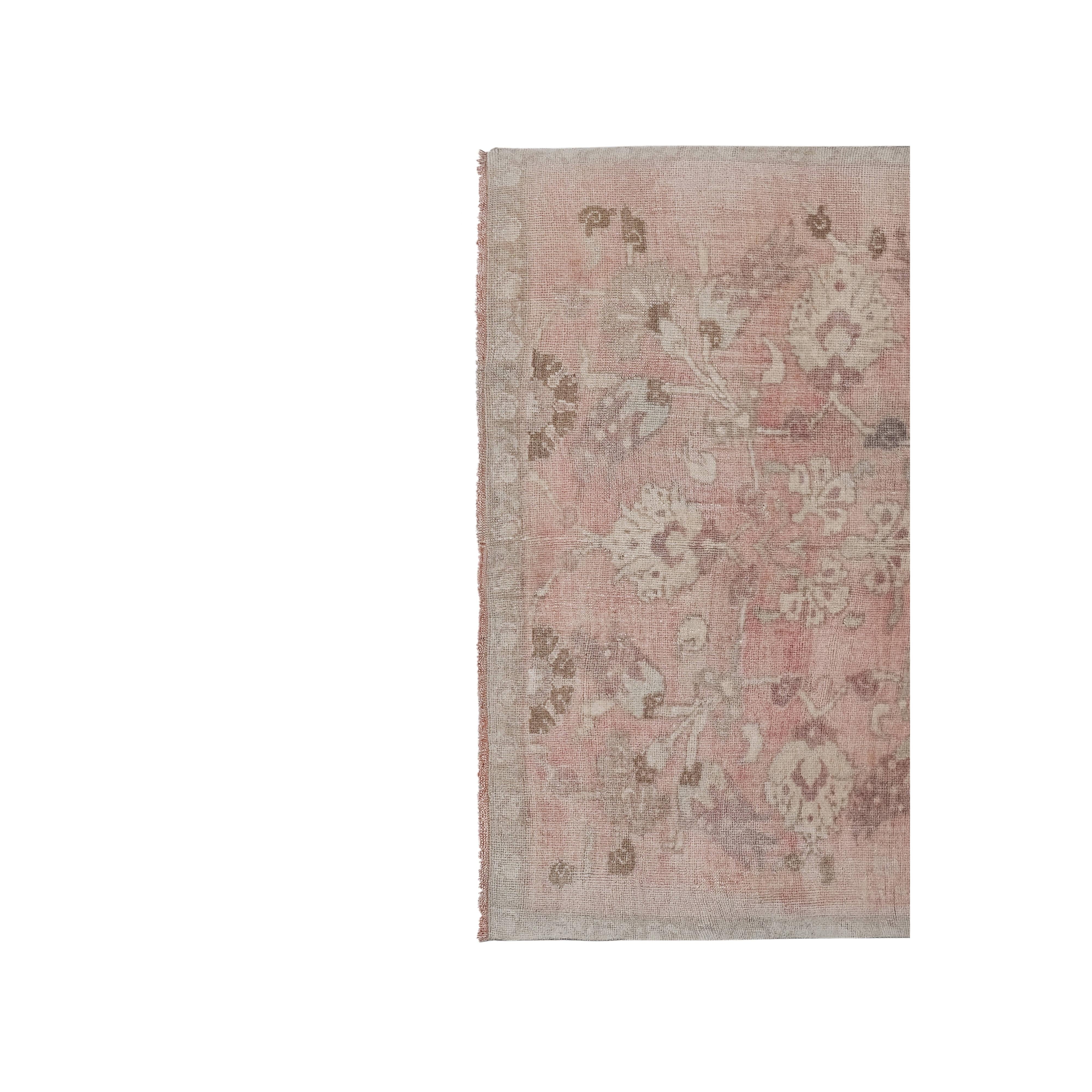 Vintage Turkish Karapinar Rug 4'7'' x 7'8''