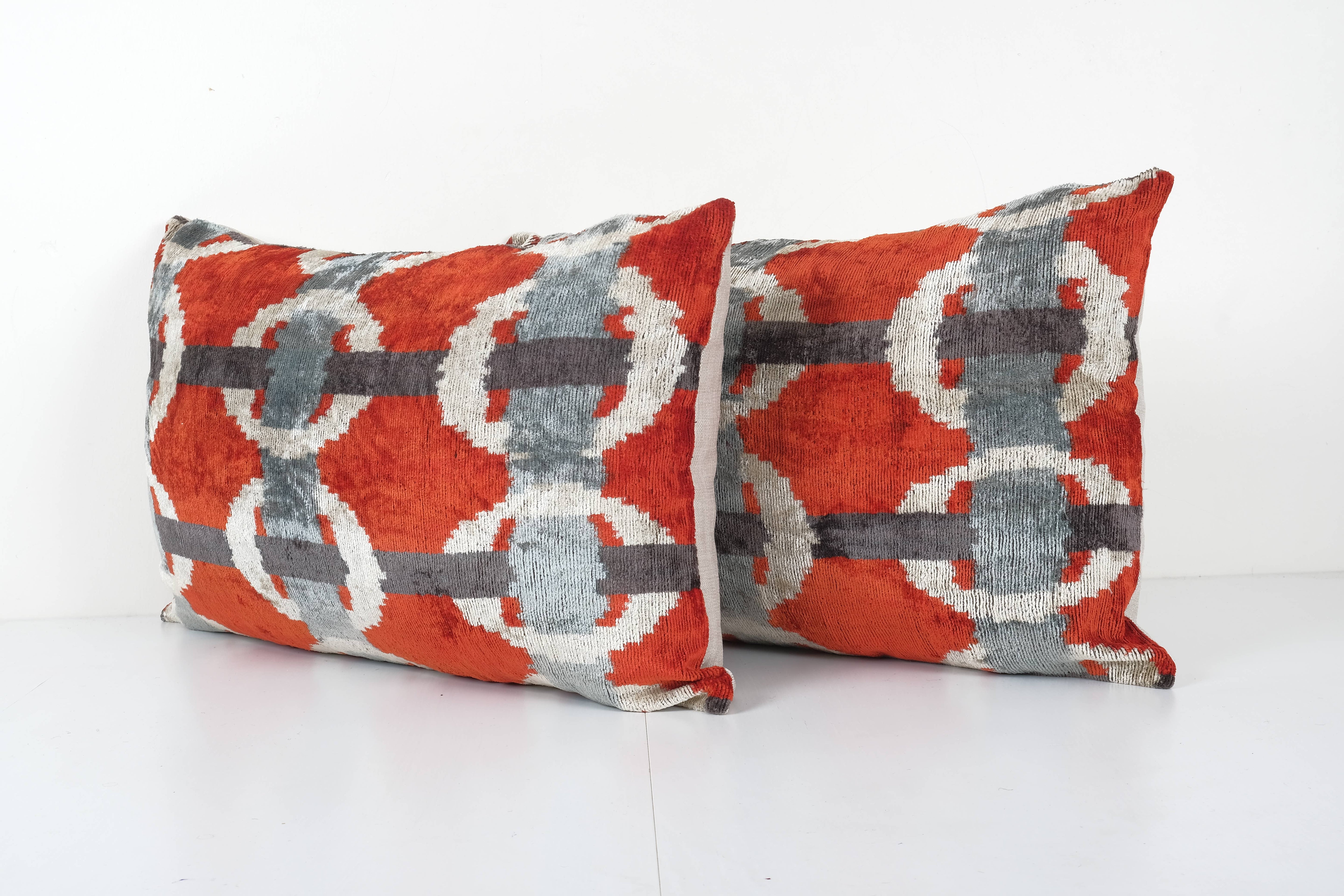 Silk Ikat Velvet Pillow Cover | 16'' x 26''