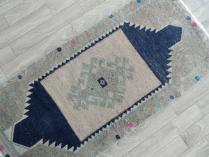 Vintage Oushak Rug 17'' x 37''