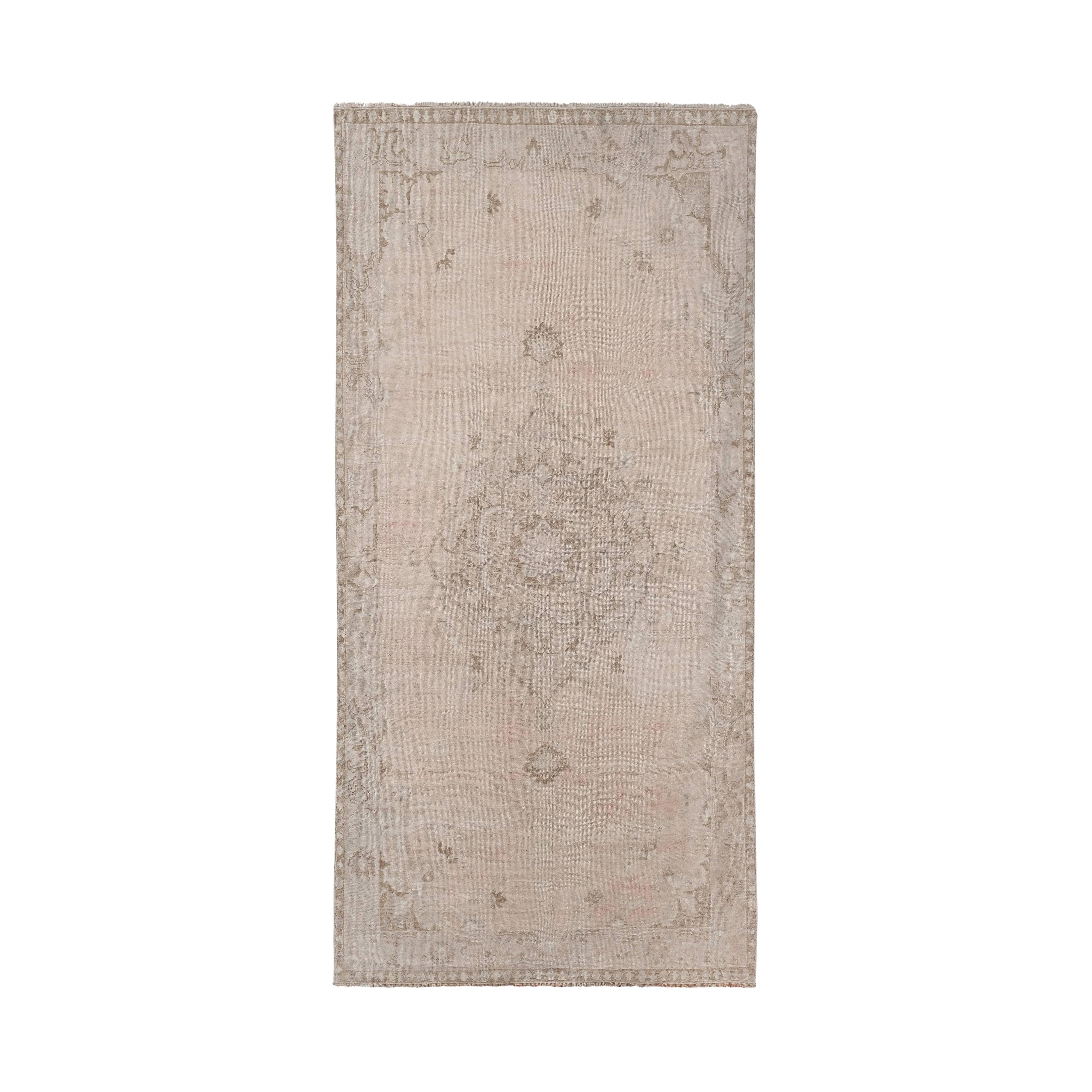 Vintage Turkish Rug 4'9'' x 9'6''
