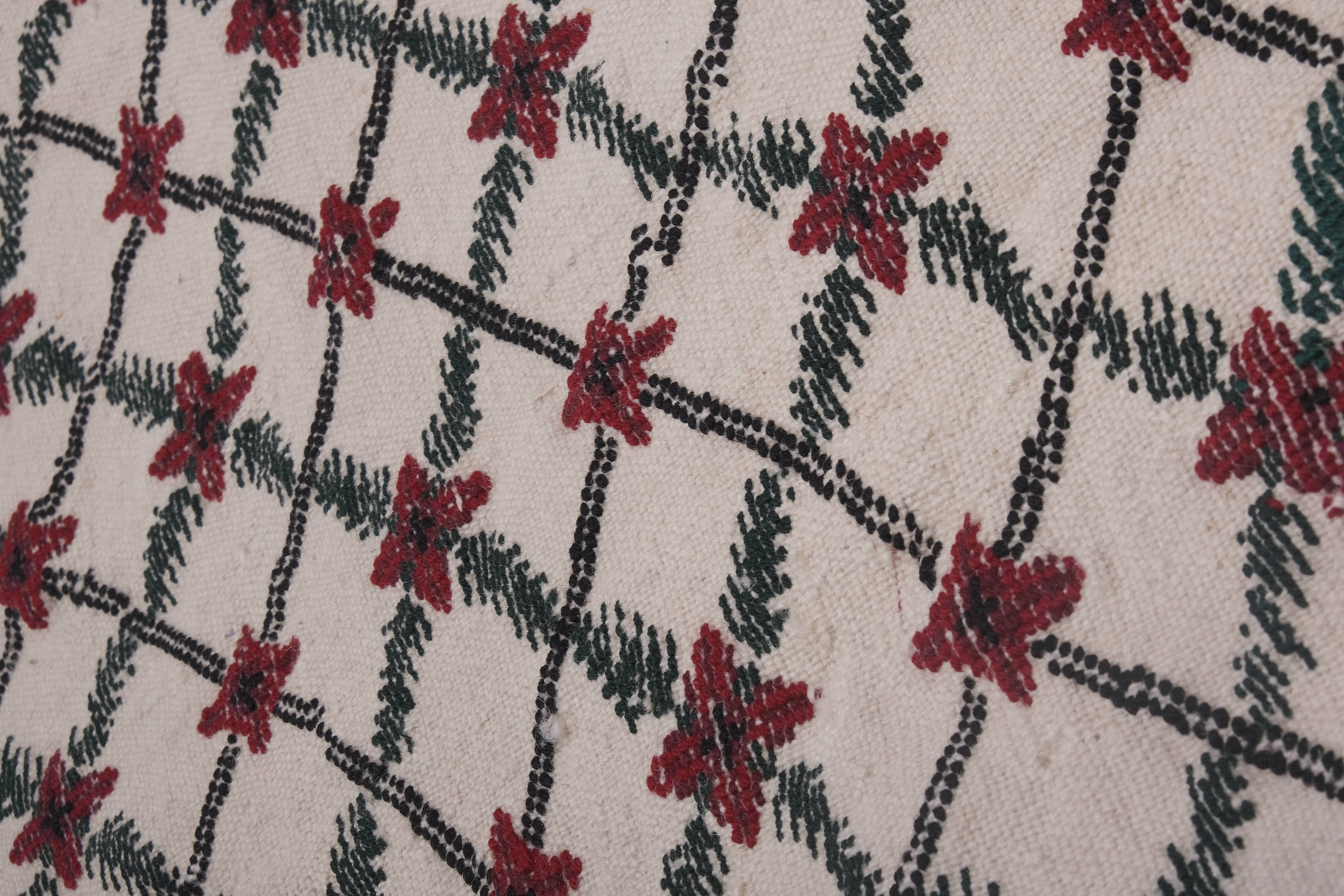 Vintage Kilim Rug 5'5'' x 8'
