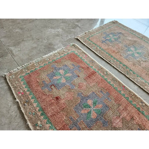 Vintage Turkish Yastik Rug Set of 2 | 1'8'' x 2'7'' & 1'8'' x 2'9''