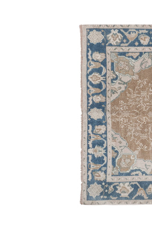 Vintage Turkish Karapinar Rug 4'9'' x 7'11''