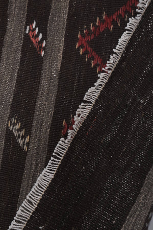 Vintage Turkish Kilim Rug 7'5'' x 10'8''