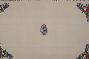 Vintage Turkish Kilim Rug 5'5'' x 8'2''