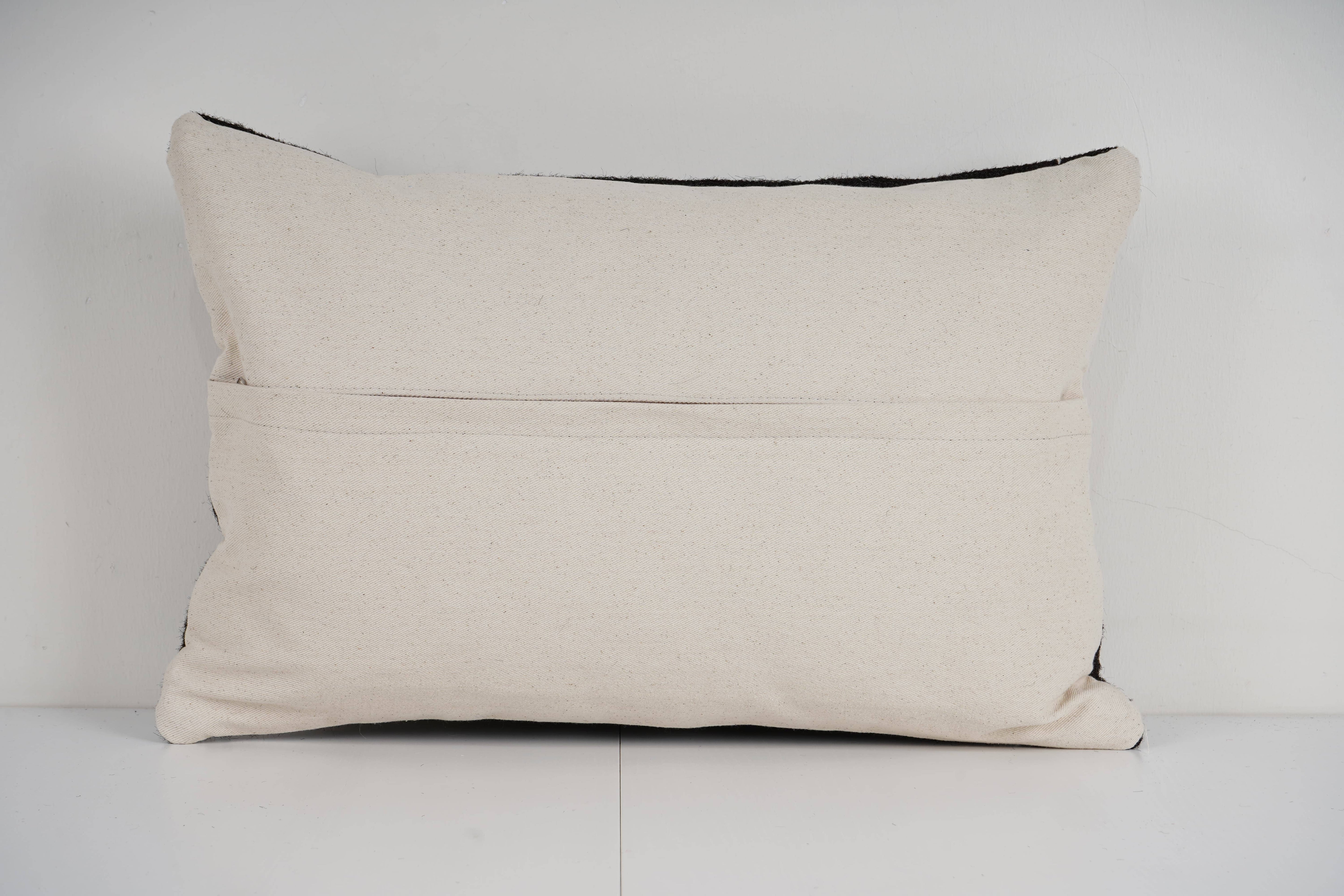 Kilim Pillow Cover | 16'' x 24''