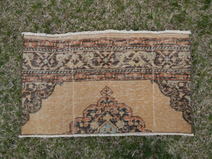 Vintage Oushak Yastik Rug 20'' x 34''