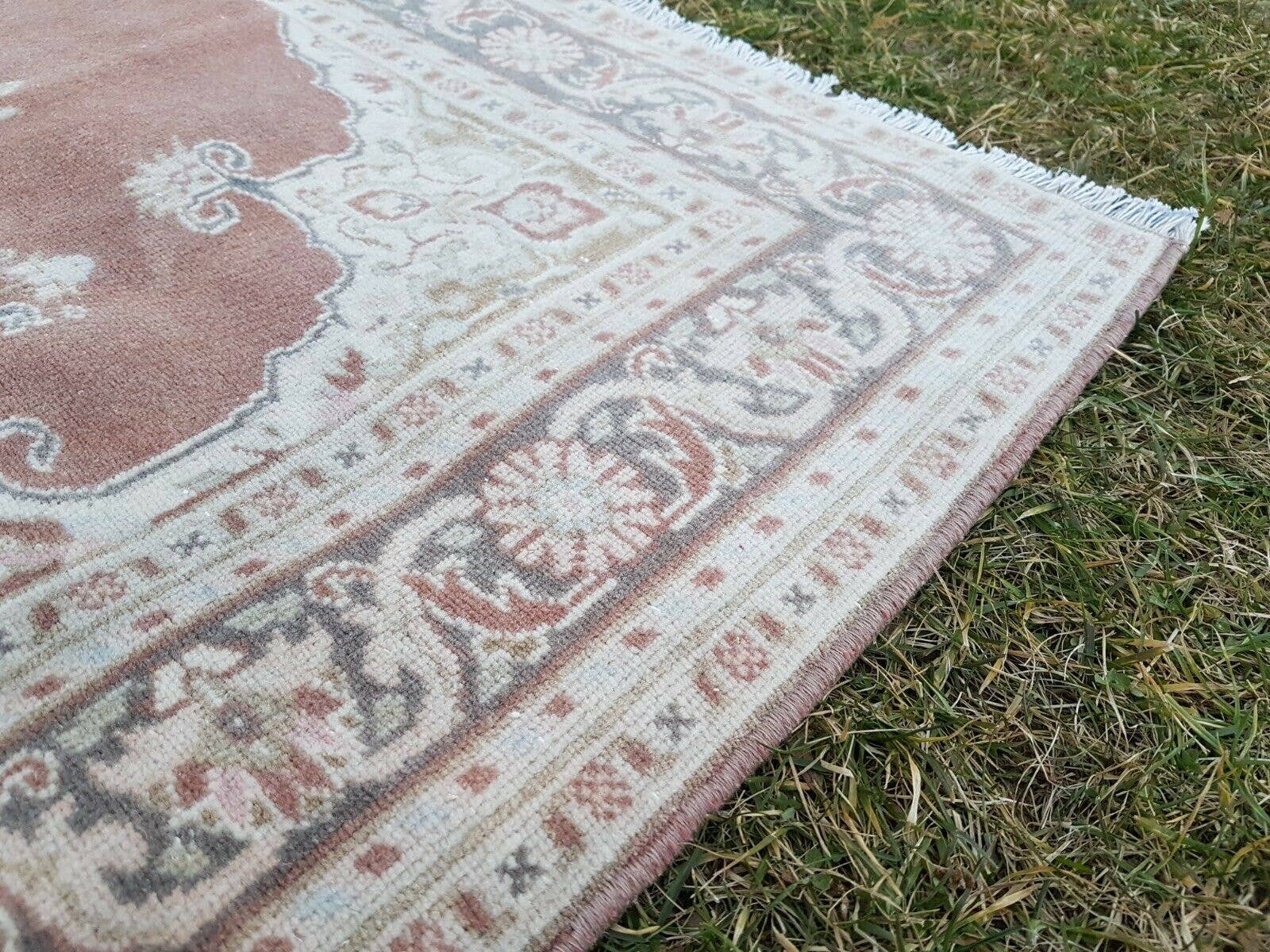 Vintage Turkish Rug 3'1'' x 5'1''