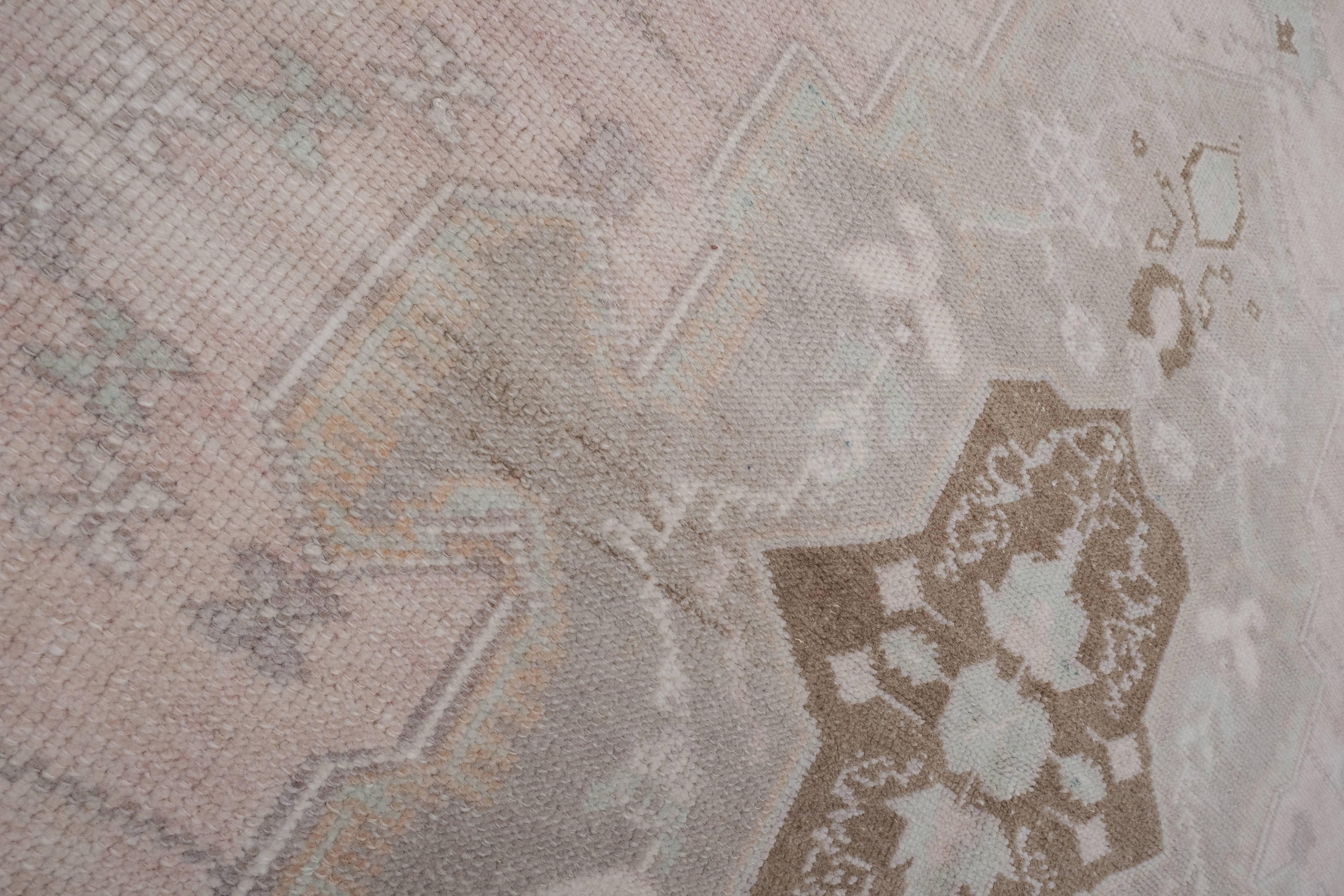 Vintage Oushak Rug 5'6'' x 8'7''