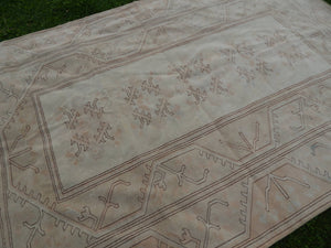 Vintage Milas Rug 6' x 9'4''
