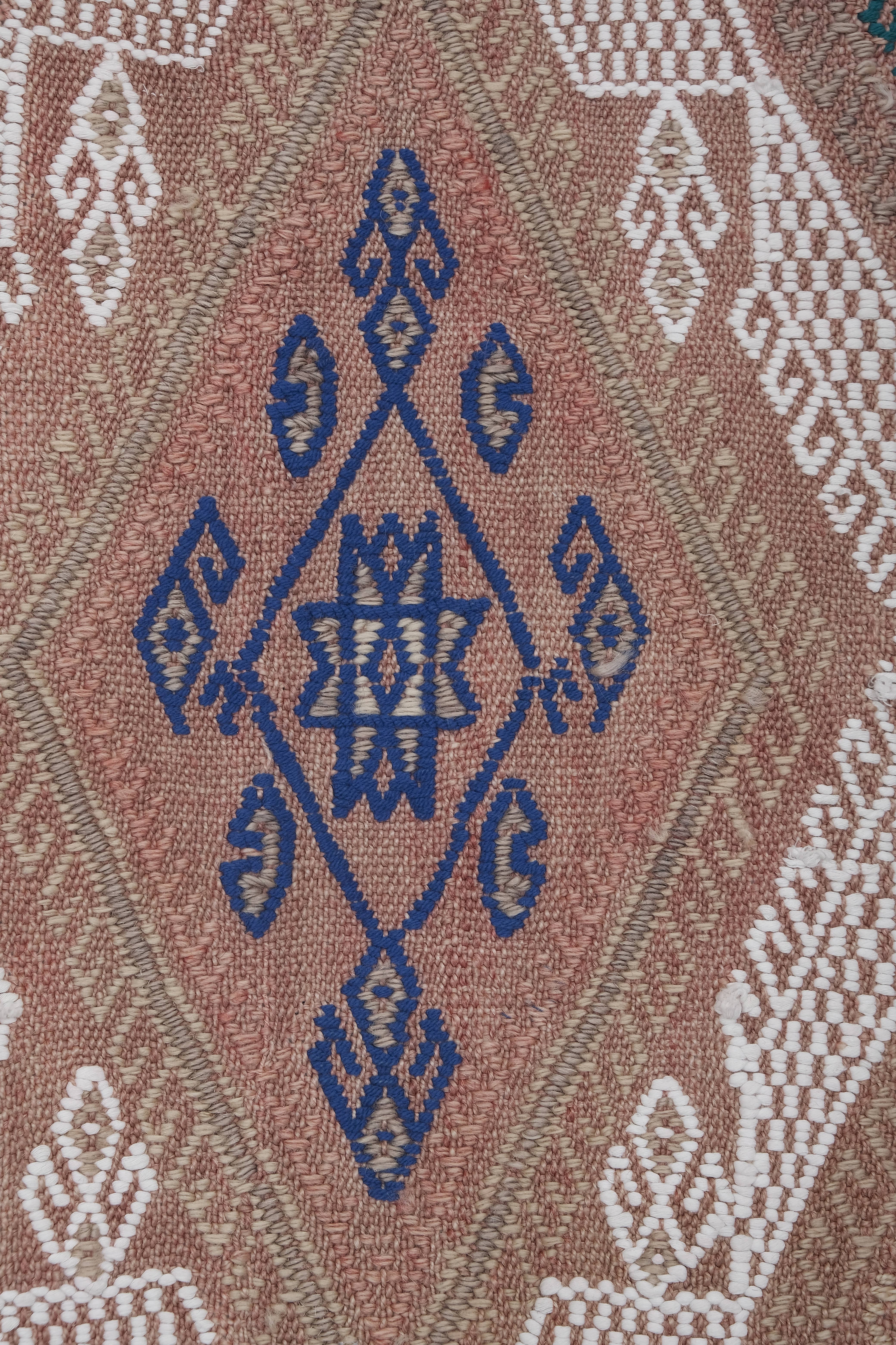 Vintage Turkish Kilim Rug 4'10'' x 6'8''