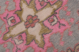 Vintage Turkish Rug 4'3'' x 7'