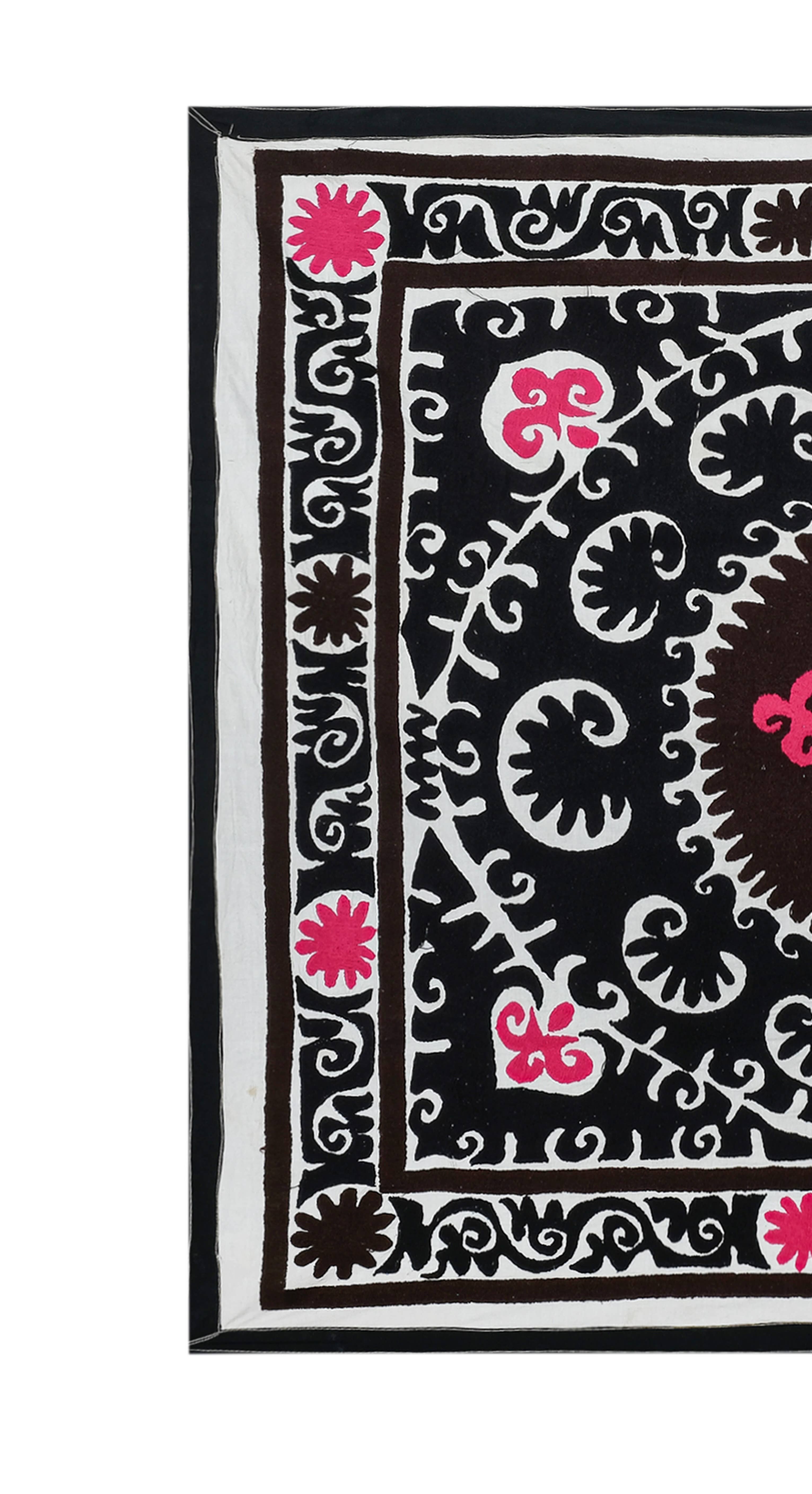 Suzani Wall Hanging & Bedspread | 4'1'' x 5'2''