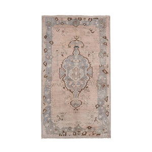 Vintage Turkish Karapinar Rug 5'1'' x 8'4''