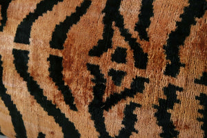 Tiger Silk Ikat Velvet Pillow Cover | 16'' x 22''