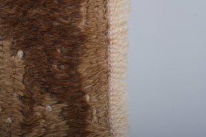 Vintage Checkered Turkish Shaggy Tulu Rug 28'' x 54''