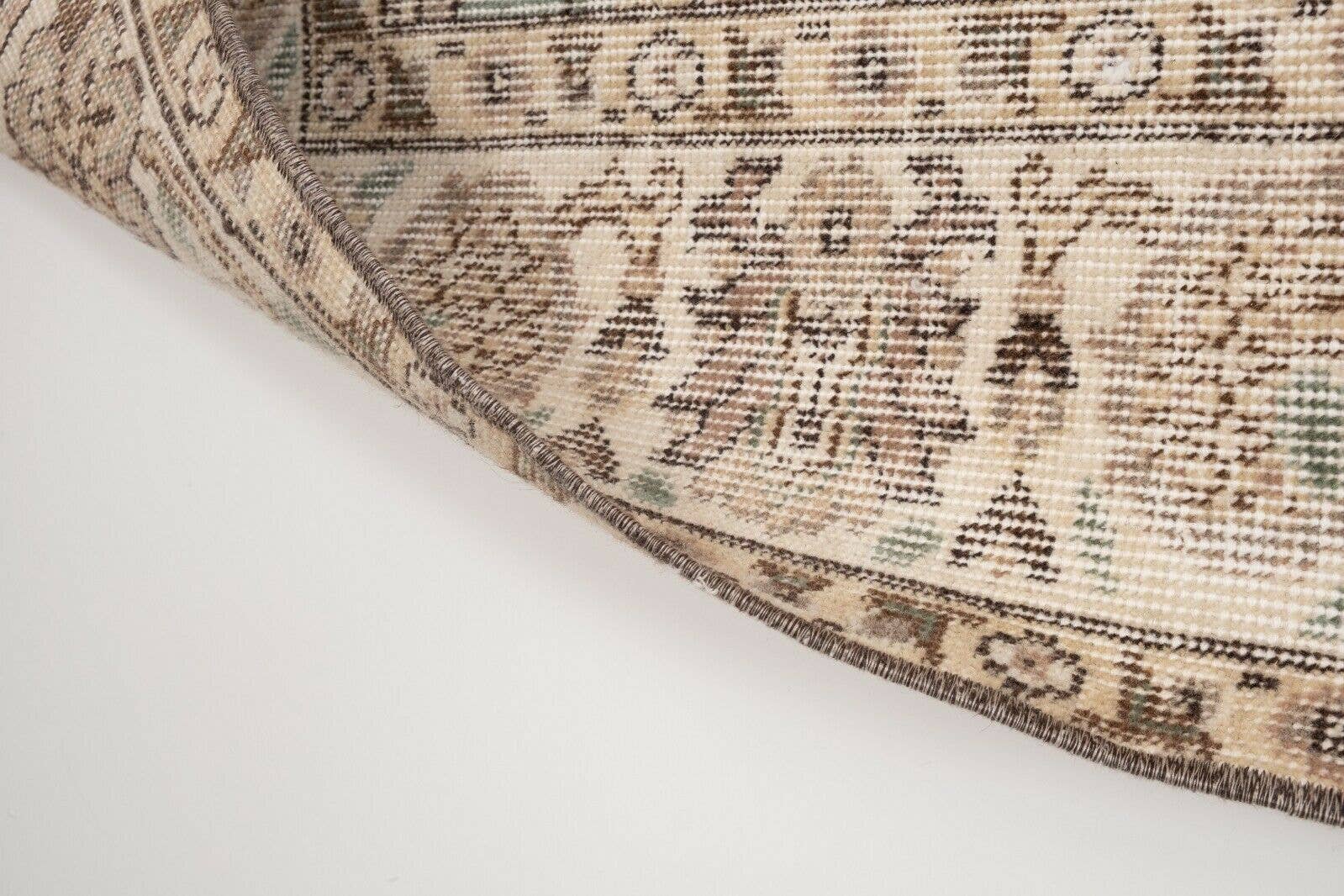 Vintage Turkish Rug 5'3'' x 8'5''