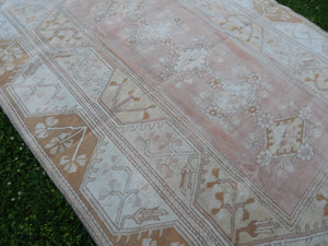 Vintage Turkish Rug 6'4'' x 8'9''
