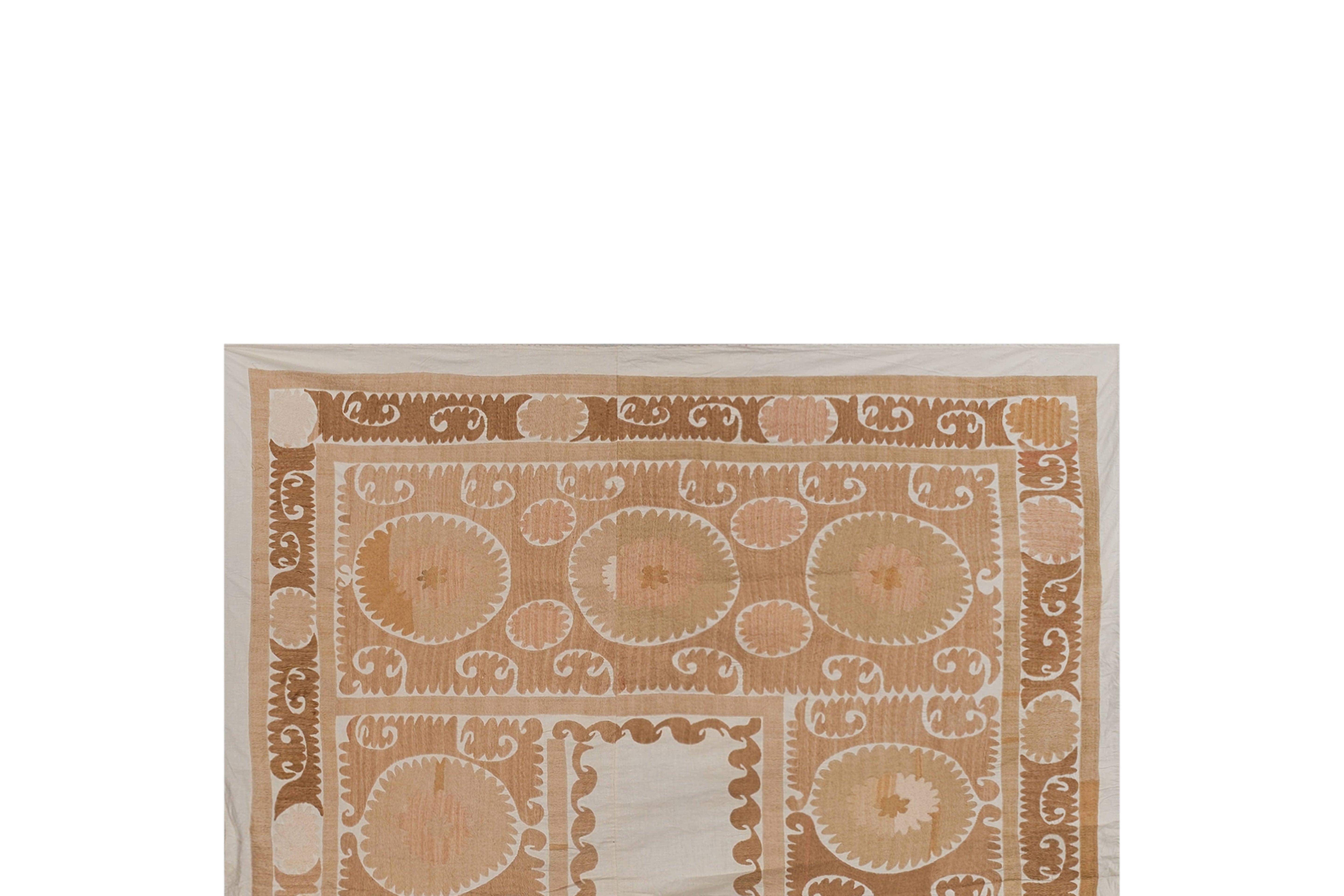 Suzani Wall Hanging & Bedspread | 5'5'' x 7'2''