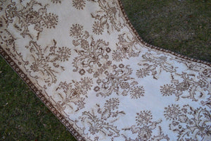 Vintage Turkish Rug 3'10'' x 7'1''