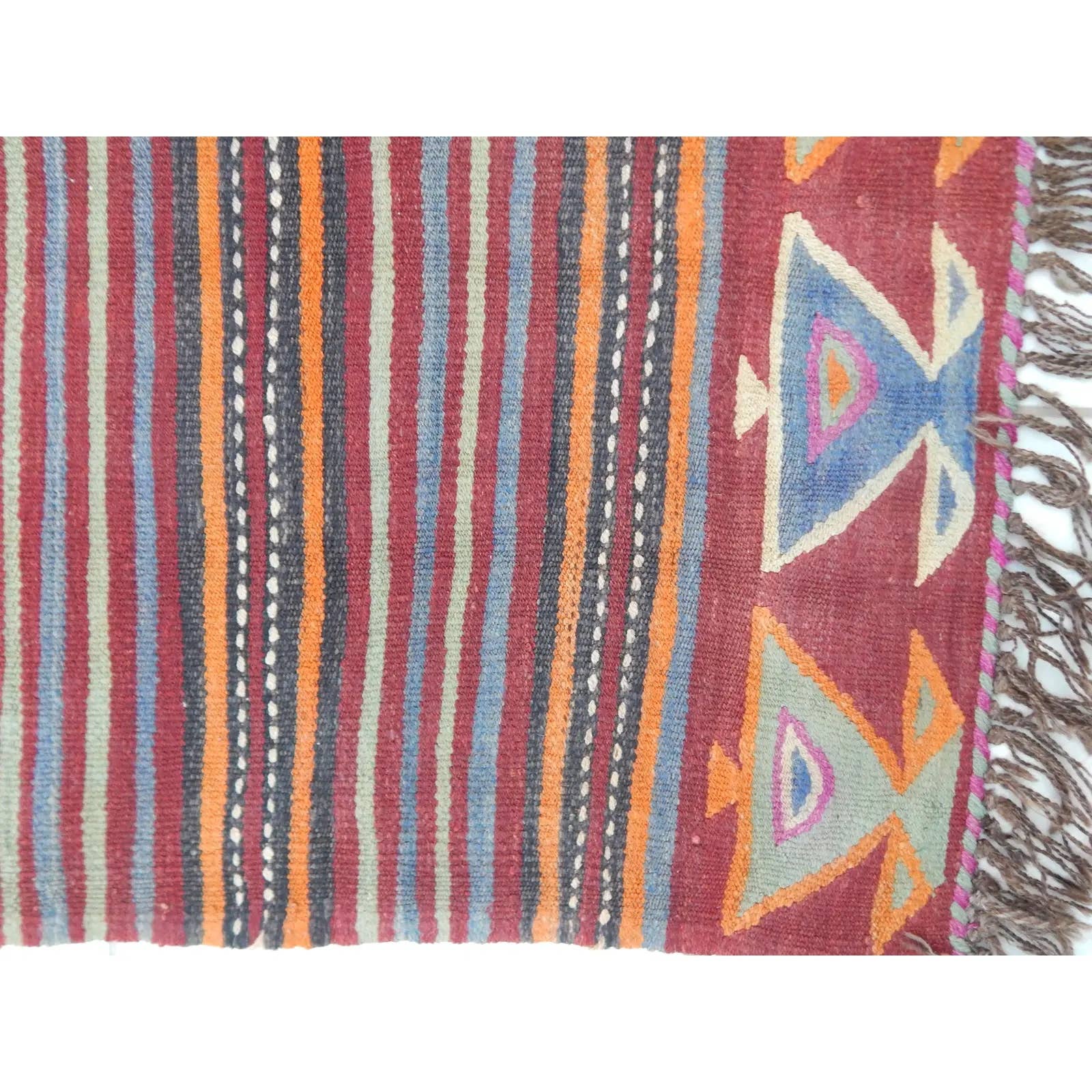 Vintage Turkish Kilim Rug 4'6'' x 5'6''