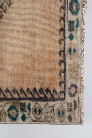 Vintage Oushak Runner 3'3'' x 7'6''