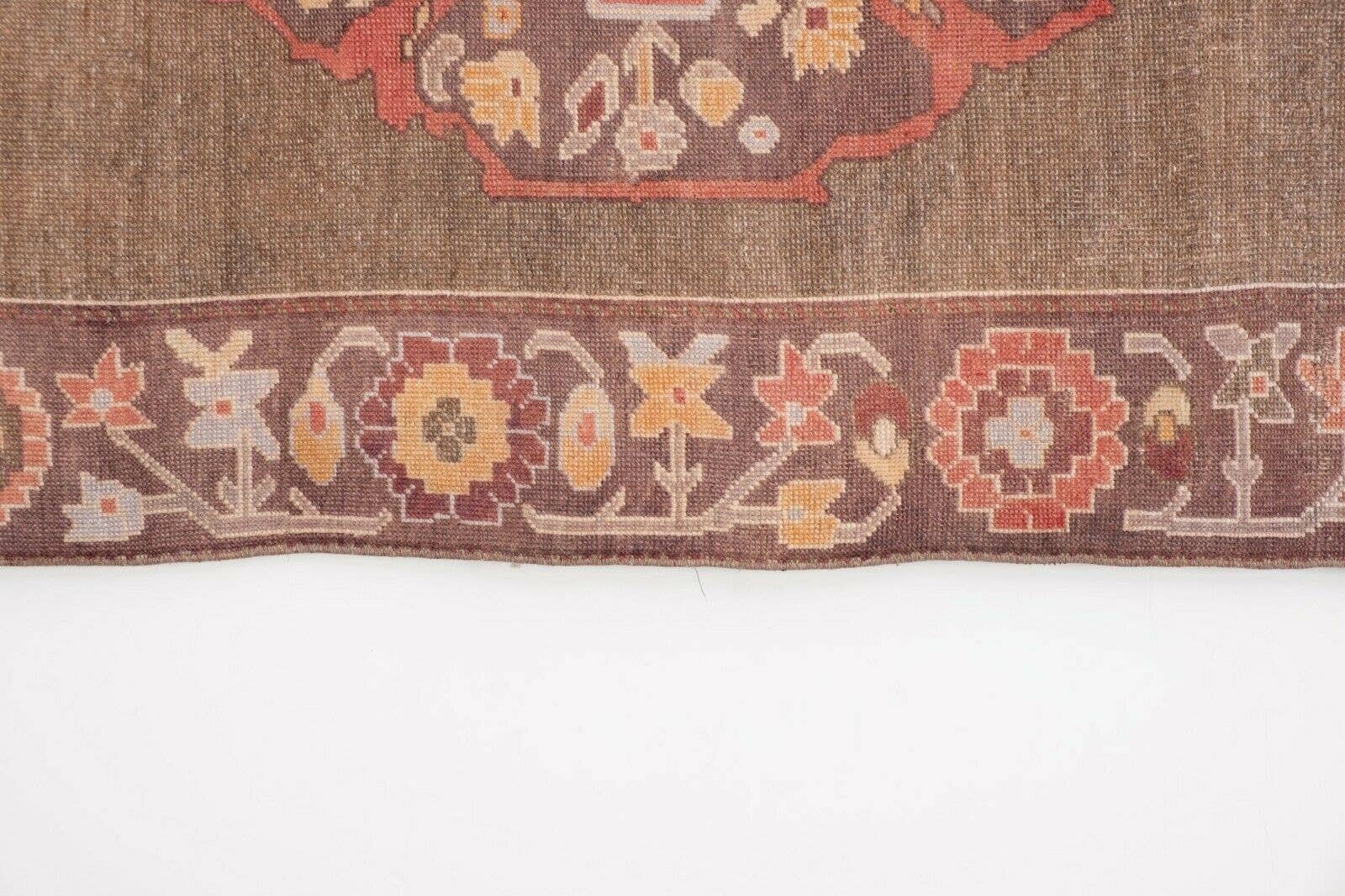 Vintage Turkish Karapinar Rug 5' x 8'6''