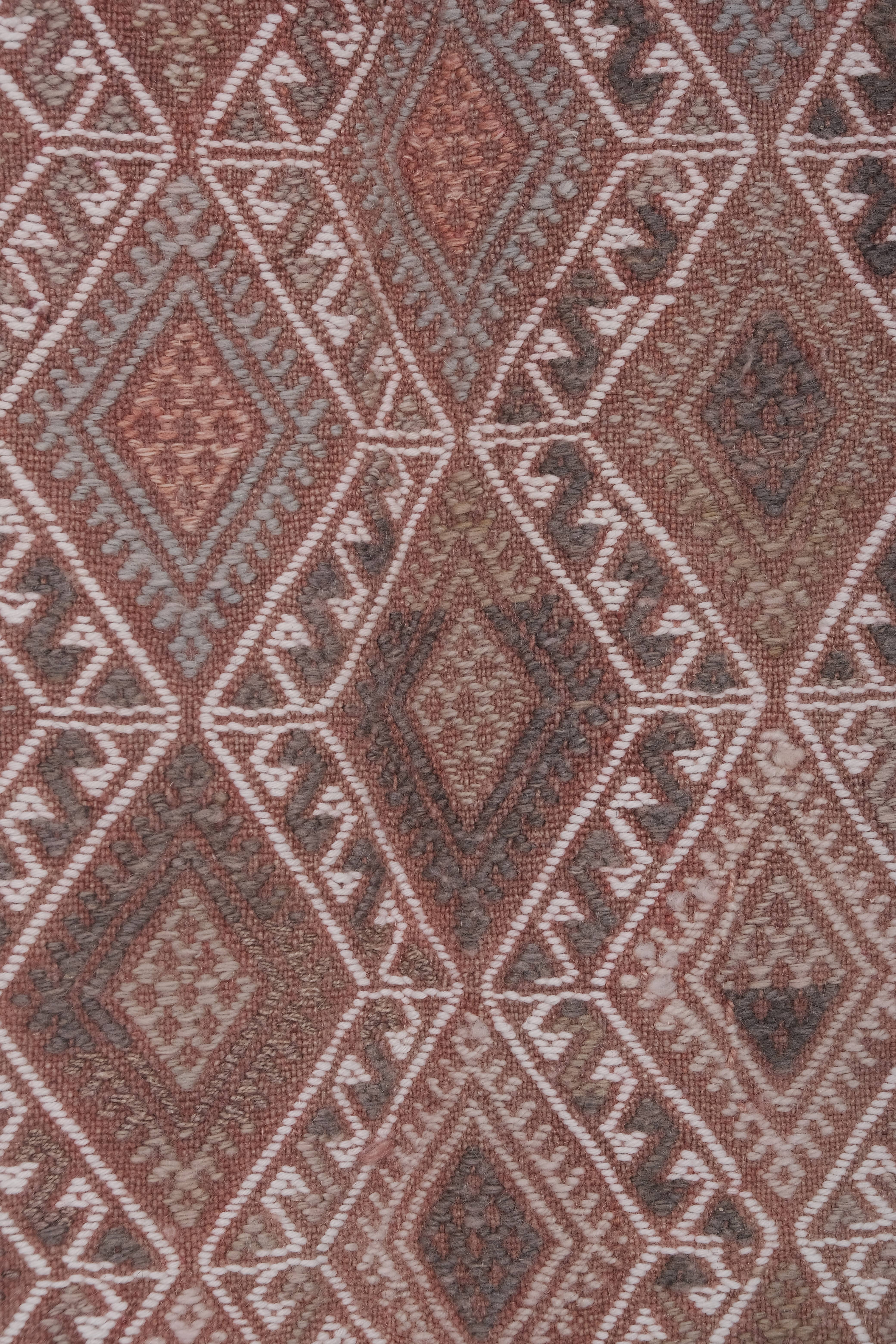 Vintage Turkish Kilim Rug 4'6'' x 7'8''