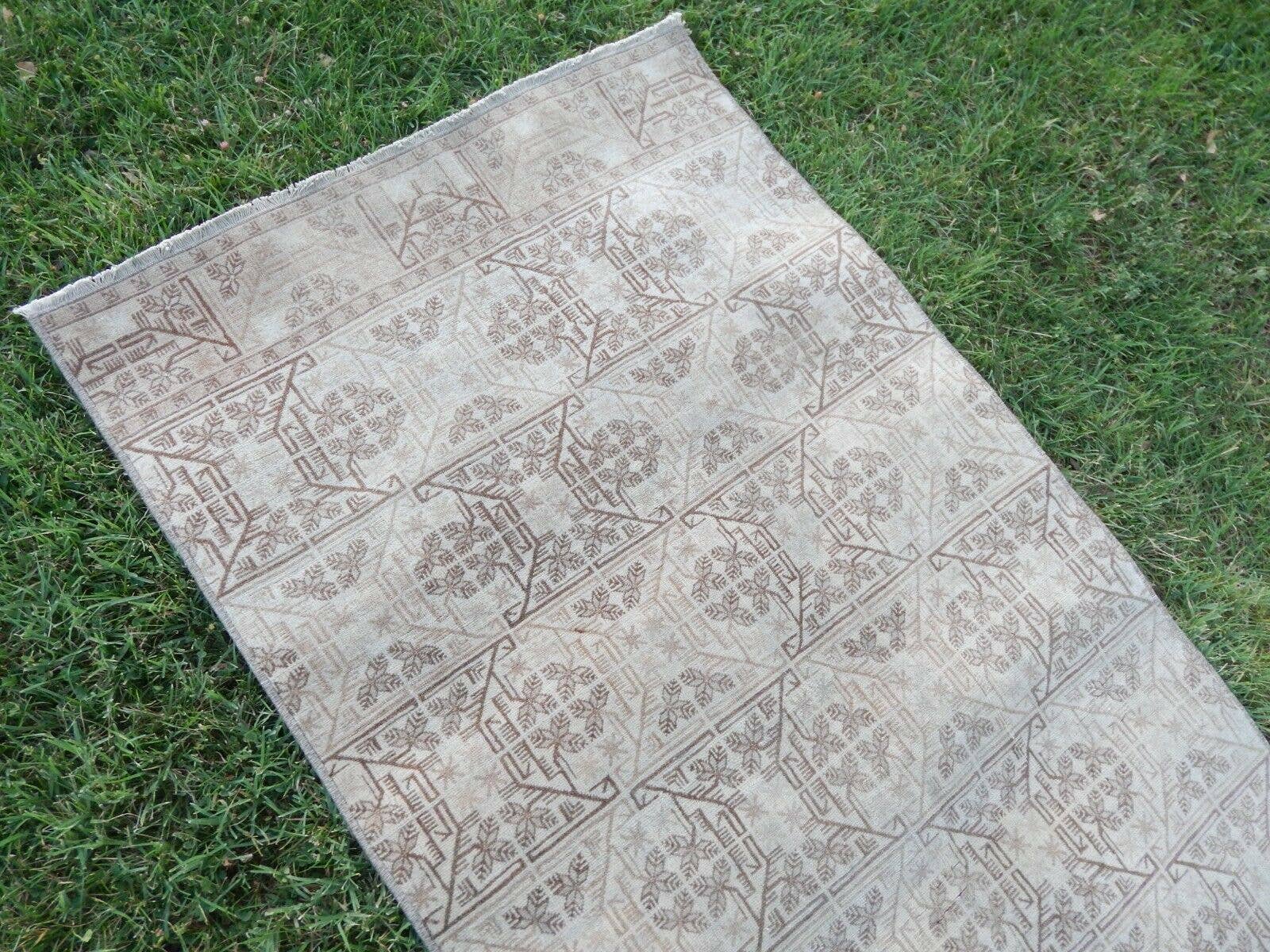 Vintage Turkish Rug 2'9'' x 6'